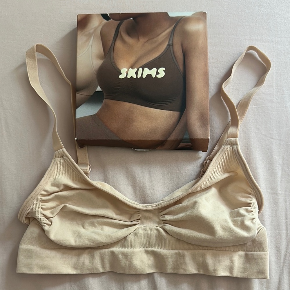 SKIMS Cream Bra Intimates & Sleepwear